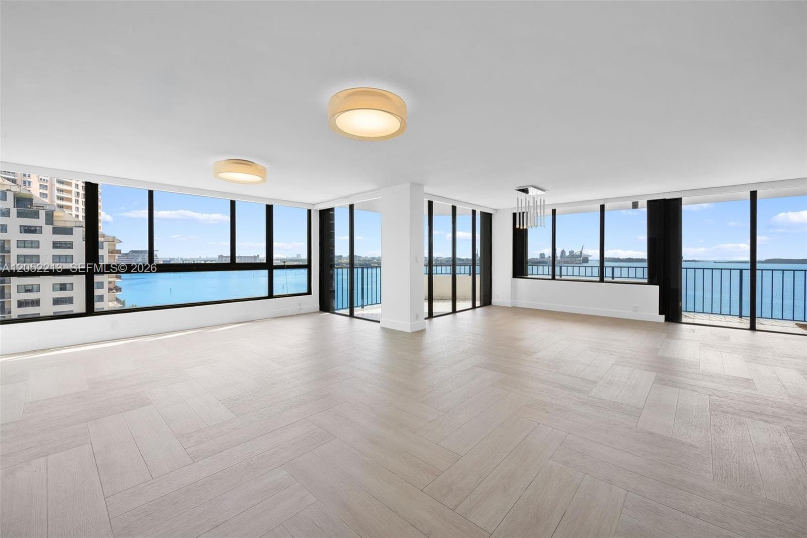 520 Brickell Key Dr # A1206, Miami, FL 33131
