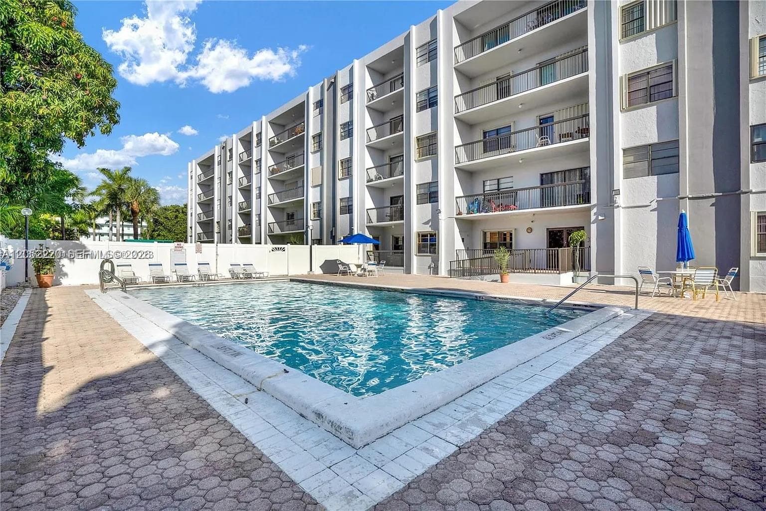 1301 NE 7th # 405, Hallandale Beach, FL 33009 photo 5