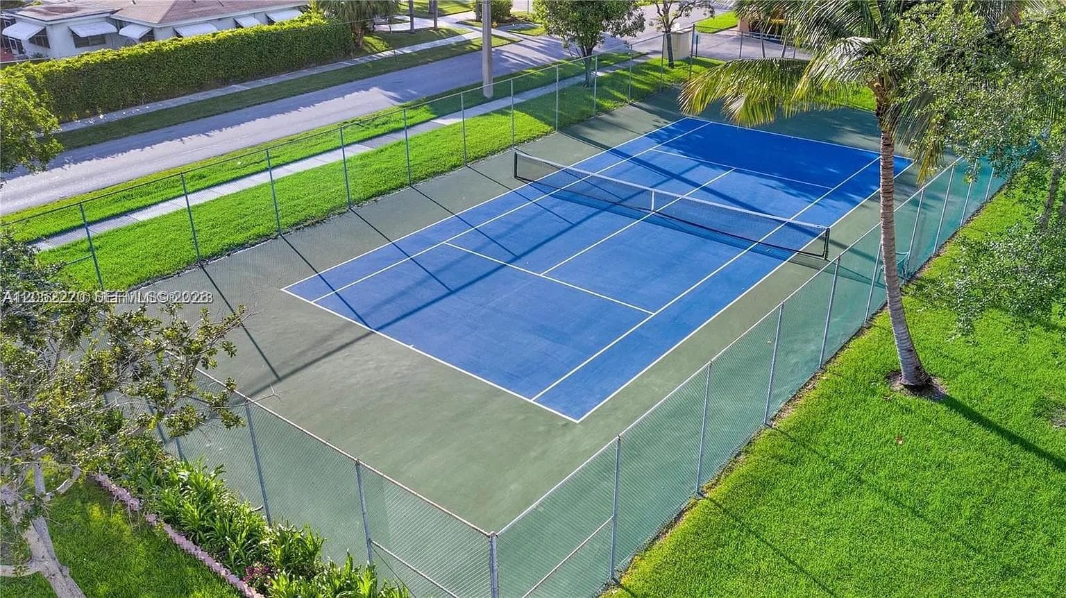 1301 NE 7th # 405, Hallandale Beach, FL 33009 photo 4