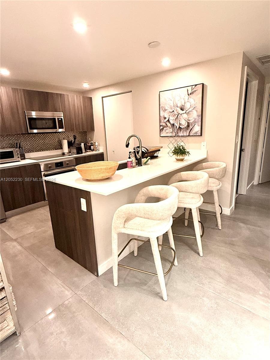 488 NE 18th St # 3210, Miami, FL 33132 photo 5