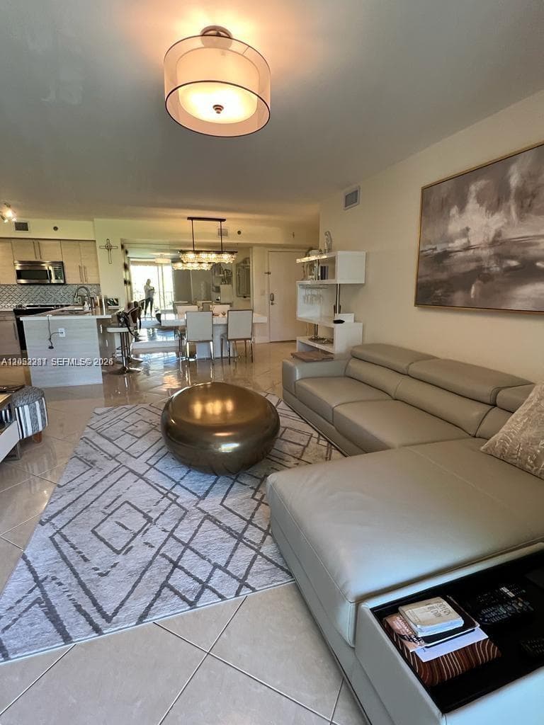 19901 E Country Club Dr # 2505, Aventura, FL 33180 photo 3
