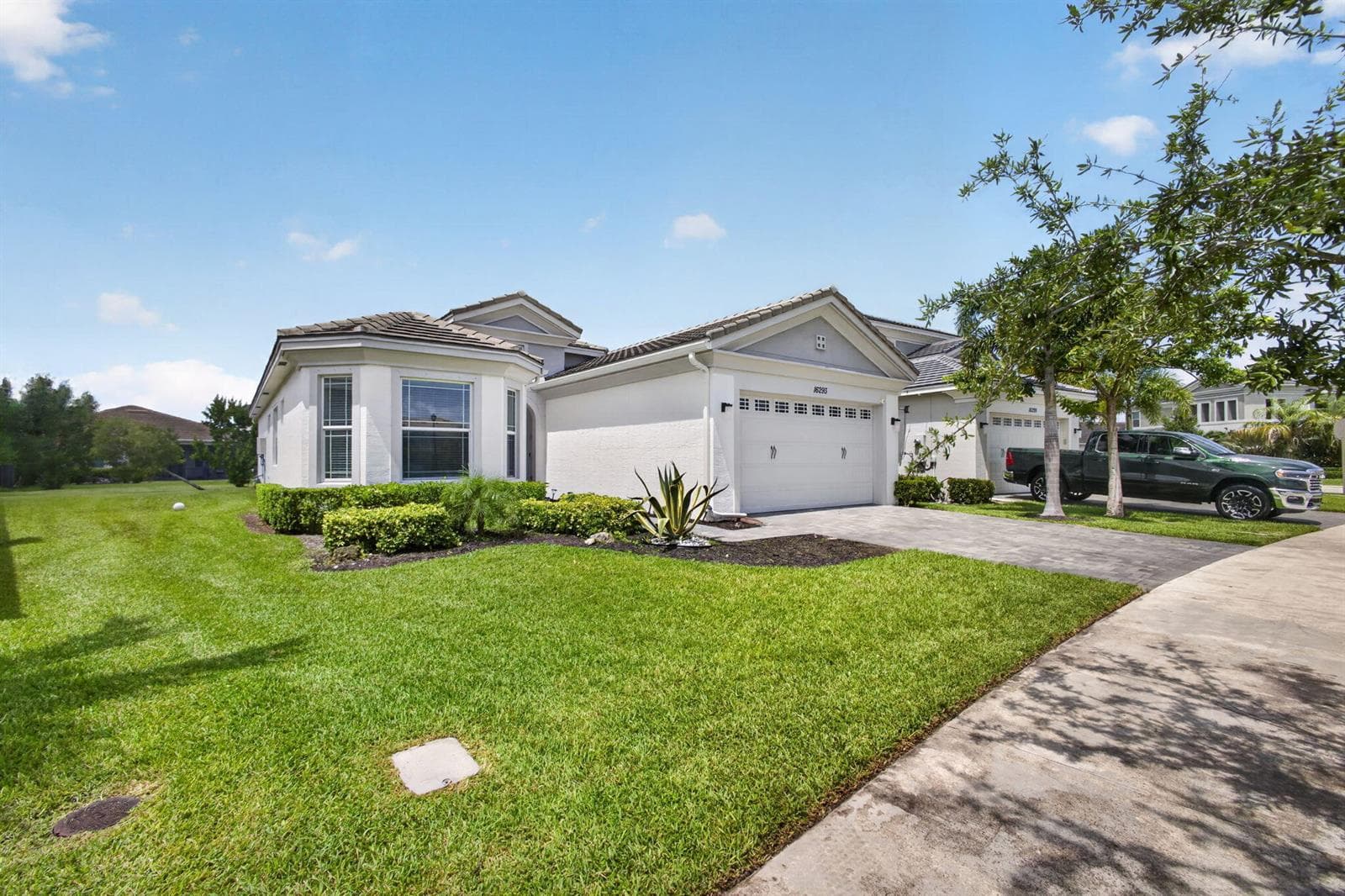 16293 Melogold Drive, FL 33470 photo 5