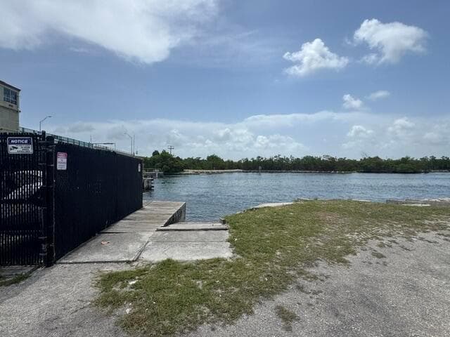 0 N Ocean Drive N, Hollywood, FL 33004