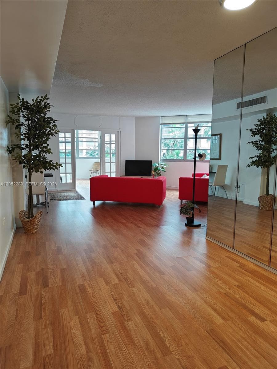 825 Brickell Bay Dr # 350, Miami, FL 33131 photo 2