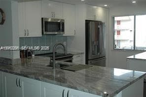 3571 Inverrary Dr # 201, Lauderhill, FL 33319