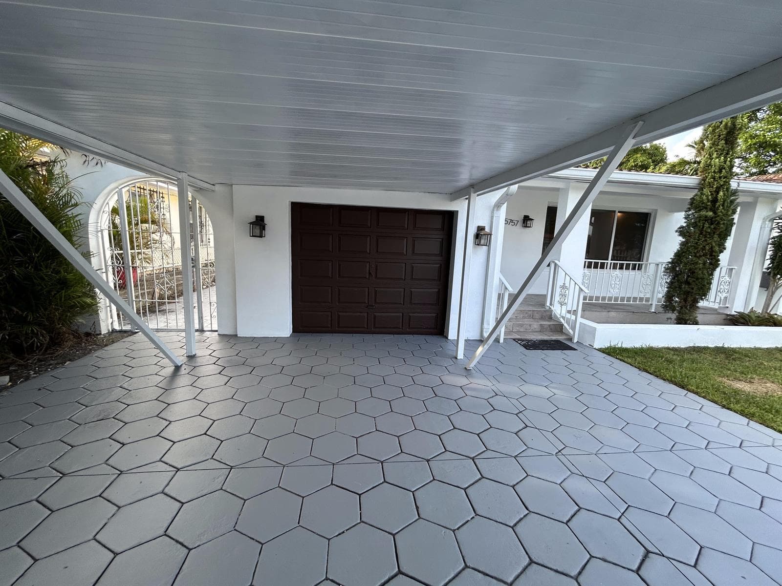 5757 SW 3rd Street, Miami, FL 33144 photo 5
