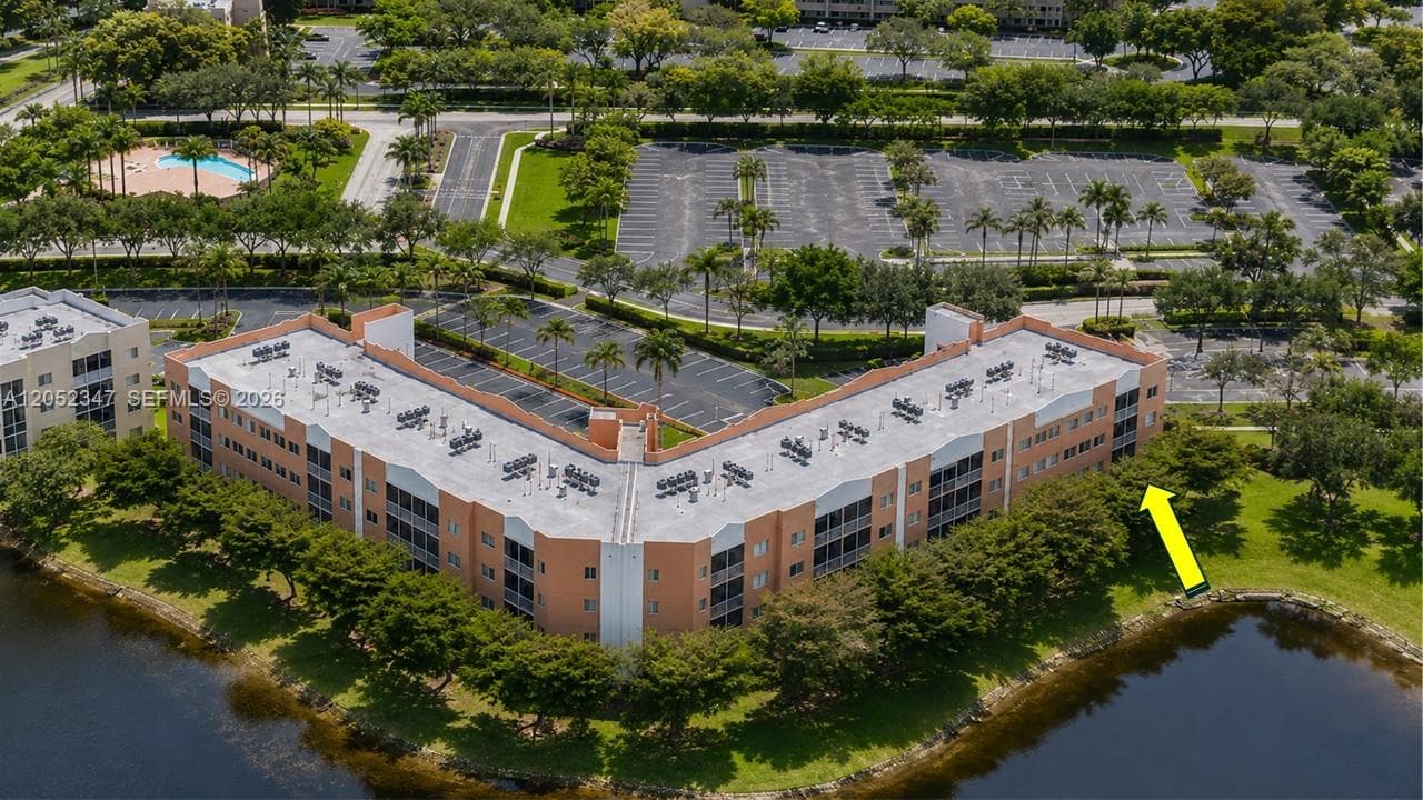 7735 Yardley Dr # 101, Tamarac, FL 33321 photo 2