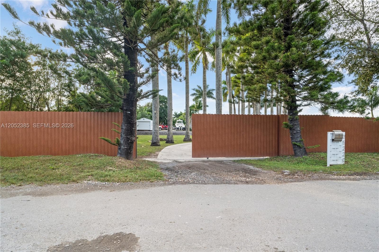 35220 SW 213th Ave, Homestead, FL 33034 photo 2