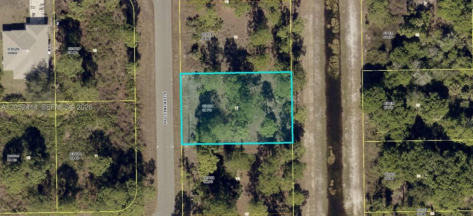 811 S Puccini Ave., Lehigh Acres, FL 33974
