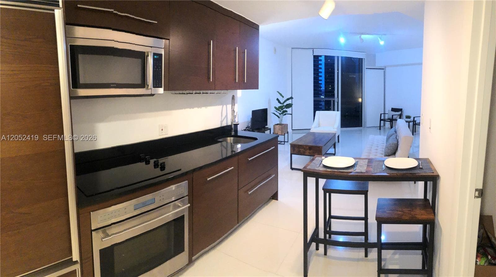 475 Brickell Ave # 4008, Miami, FL 33131 photo 3