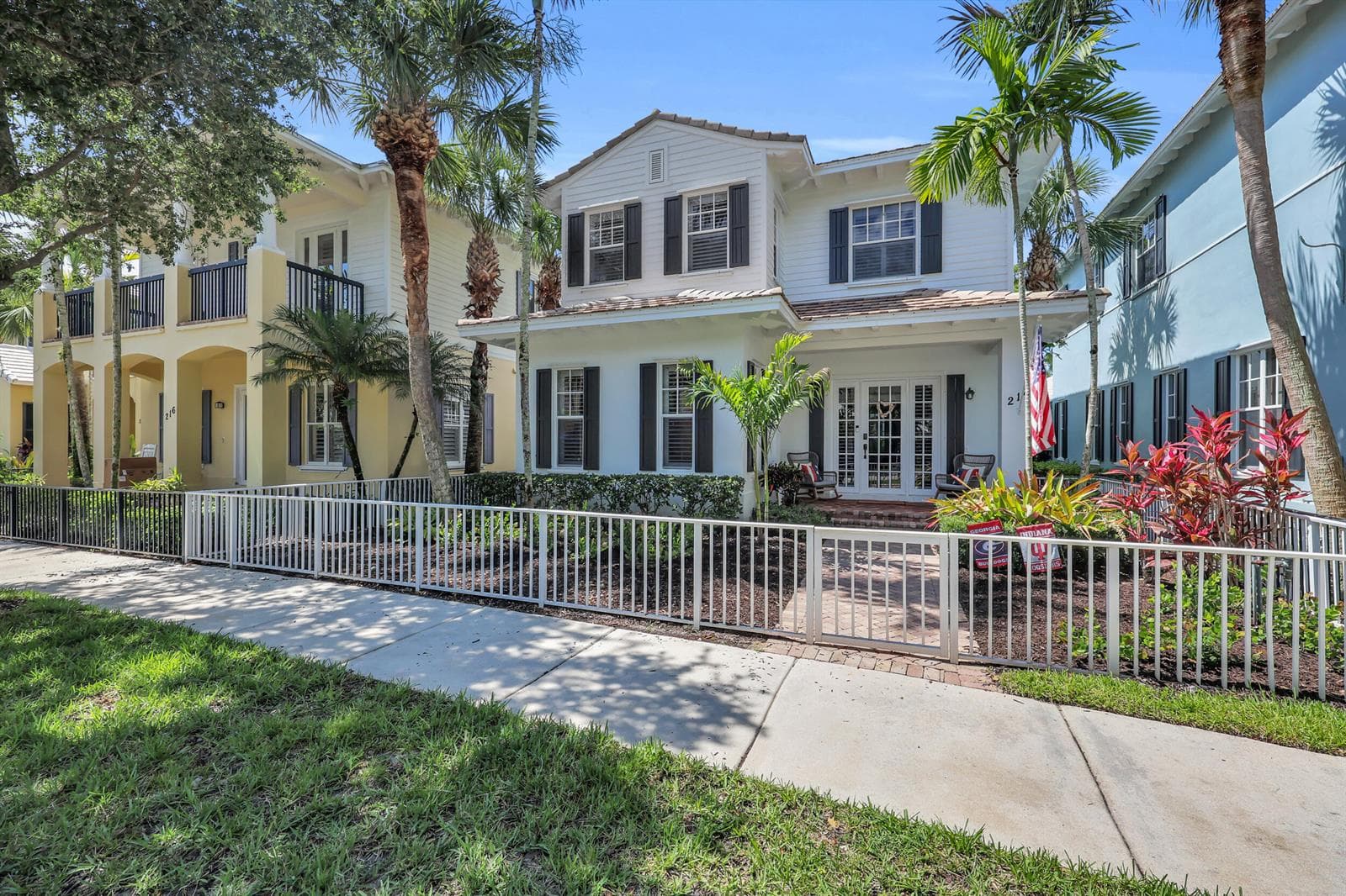 212 W Bay Cedar Circle, Jupiter, FL 33458 photo 2