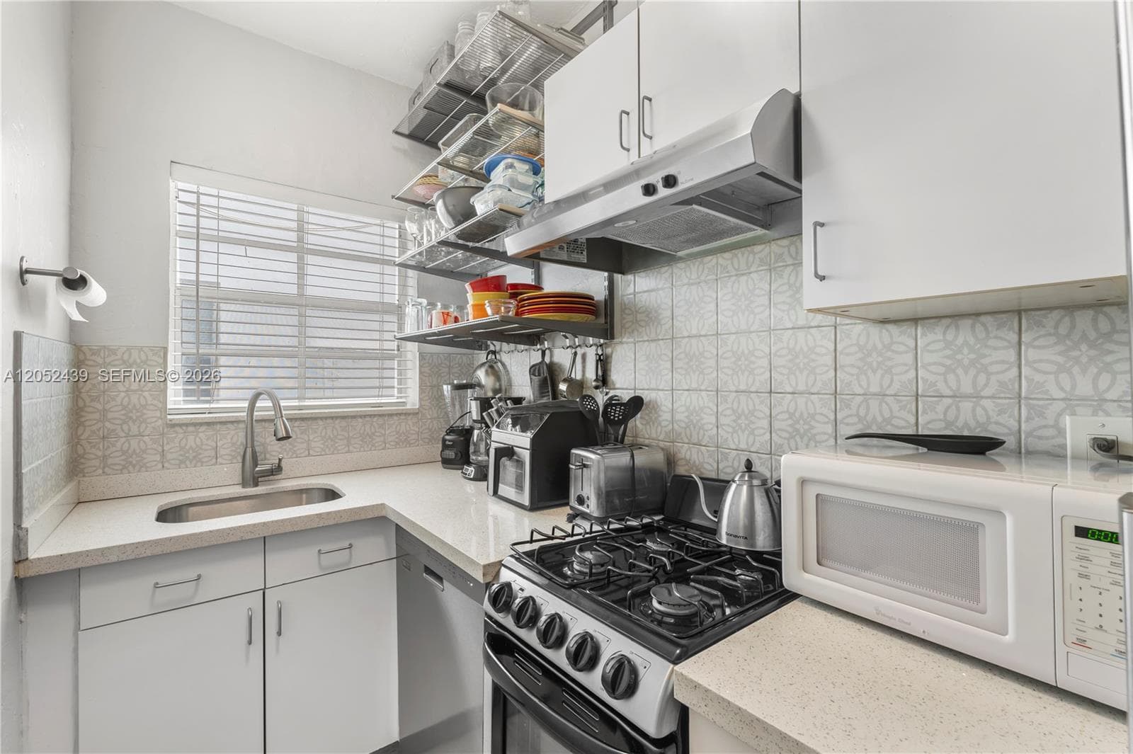 819 Meridian Ave # 5, Miami Beach, FL 33139 photo 3