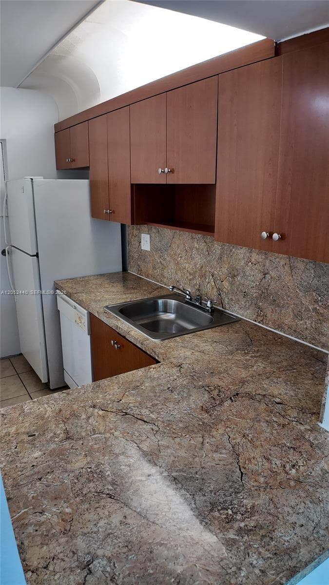 11120 SW 196th St # B305, Cutler Bay, FL 33157 photo 2