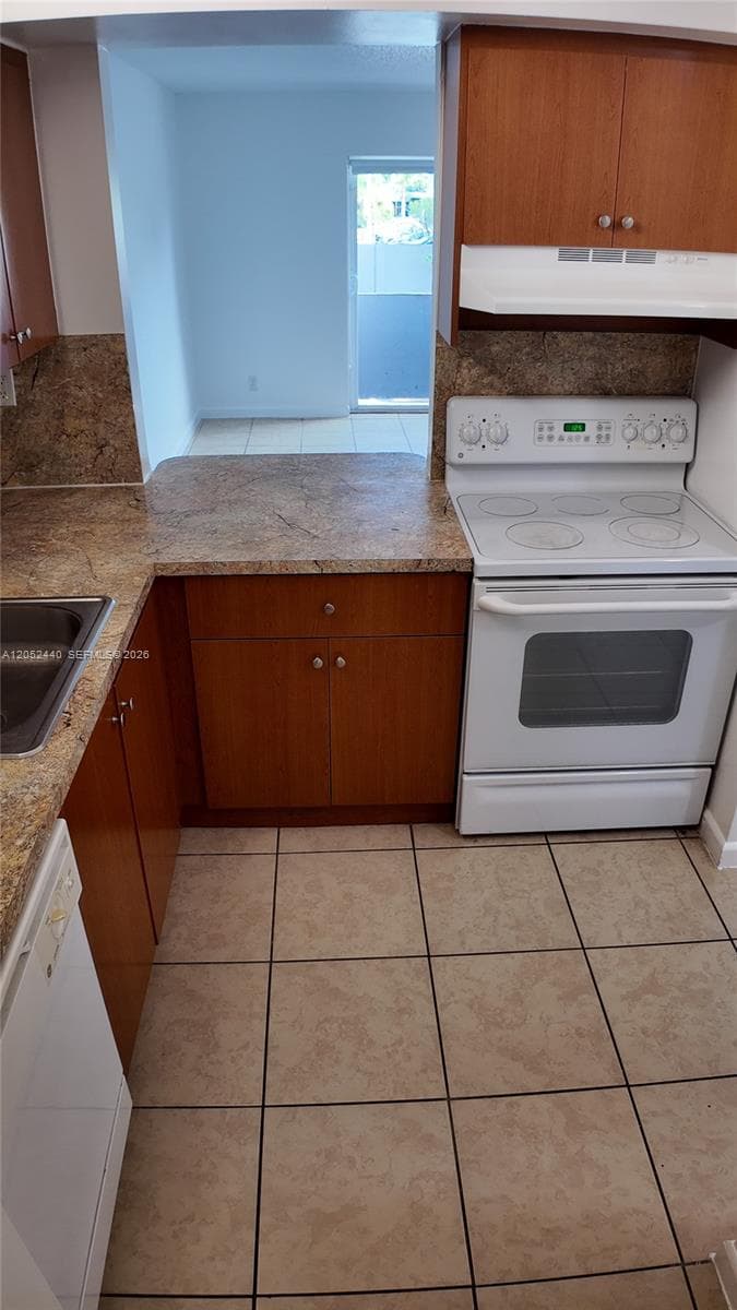 11120 SW 196th St # B305, Cutler Bay, FL 33157 photo 3