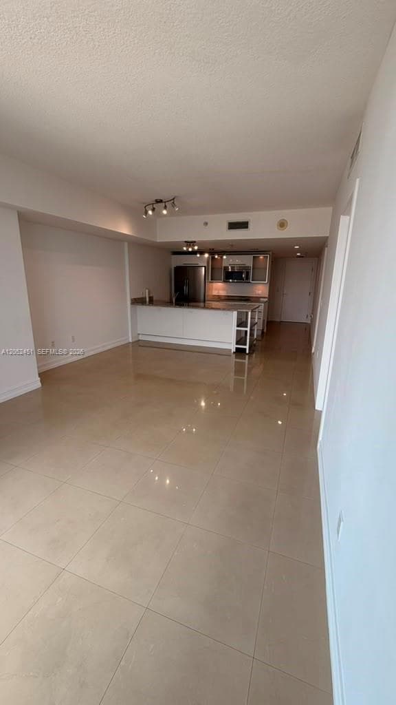 185 SW 7th St # 2505, Miami, FL 33130 photo 5