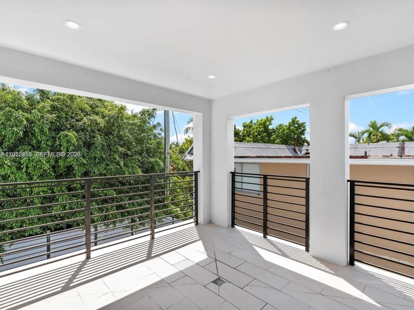 1134 71st St # 3, Miami Beach, FL 33141 photo 2