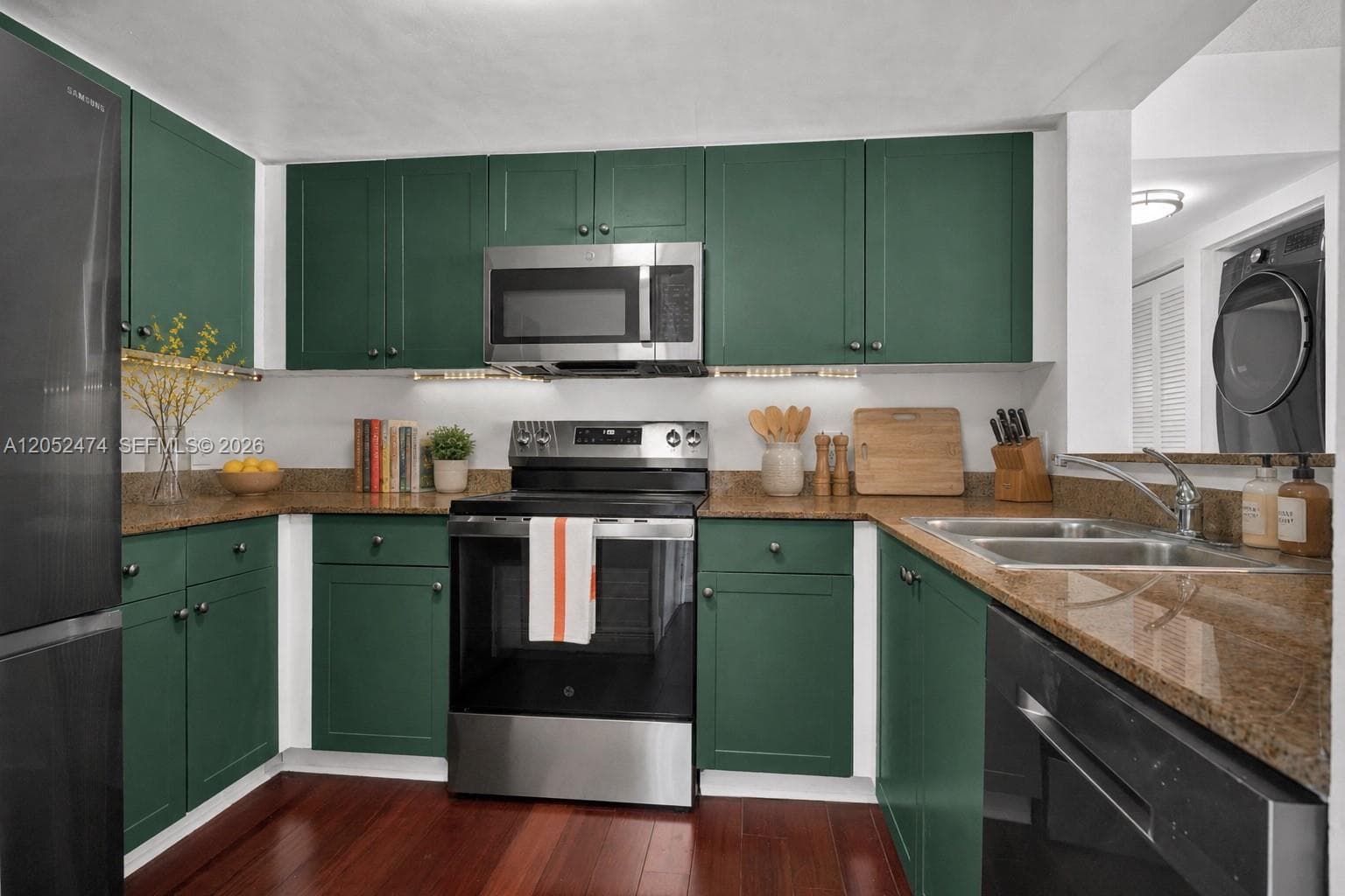 60 NW 37th Ave # 608, Miami, FL 33125 photo 2