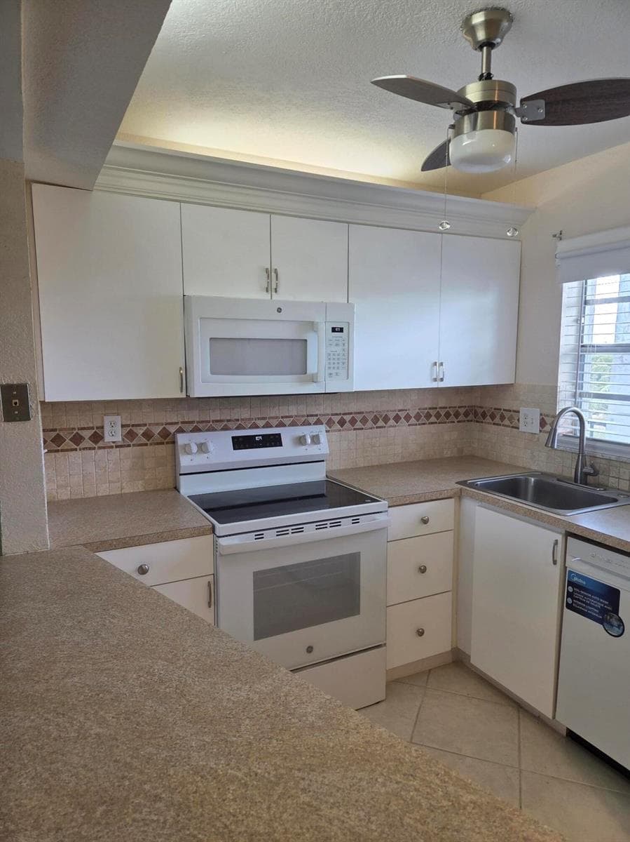 2998 Sunrise Lakes Drive E # 411, Sunrise, FL 33322 photo 5