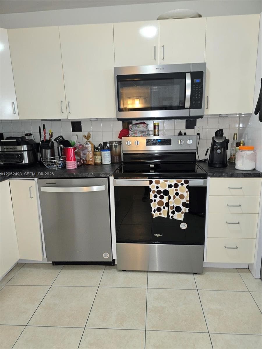 1901 Brickell Ave # B504, Miami, FL 33129 photo 2
