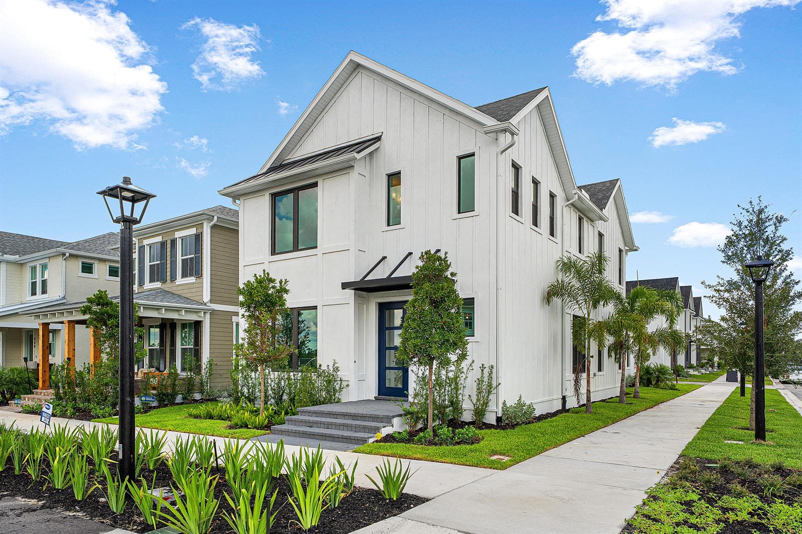 920 SW Newfield Avenue, Palm City, FL 34990