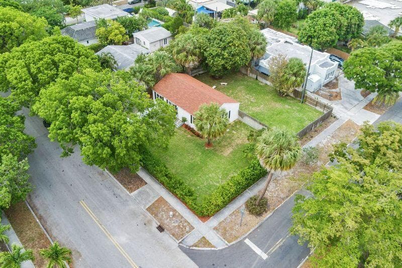 6312 GARDEN Avenue, West Palm Beach, FL 33405 photo 4