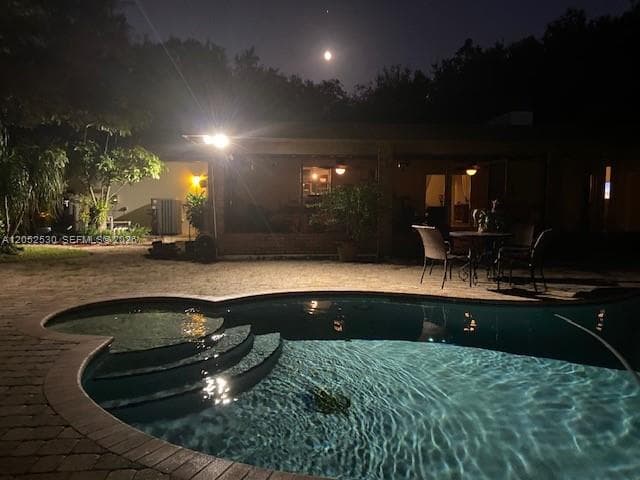 23050 SW 152nd Ave, Miami, FL 33170 photo 2