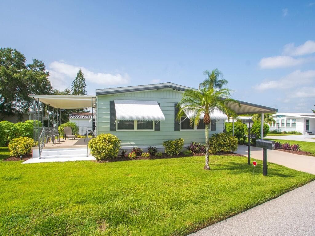 174 NE Emerald Drive, Jensen Beach, FL 34957 photo 4