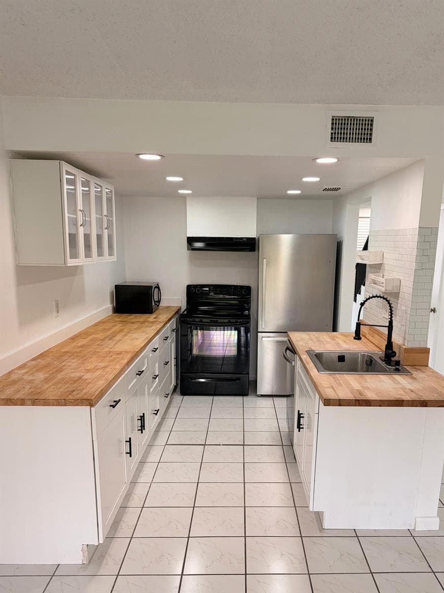 9825 NW 37th Street # 5F, Sunrise, FL 33351