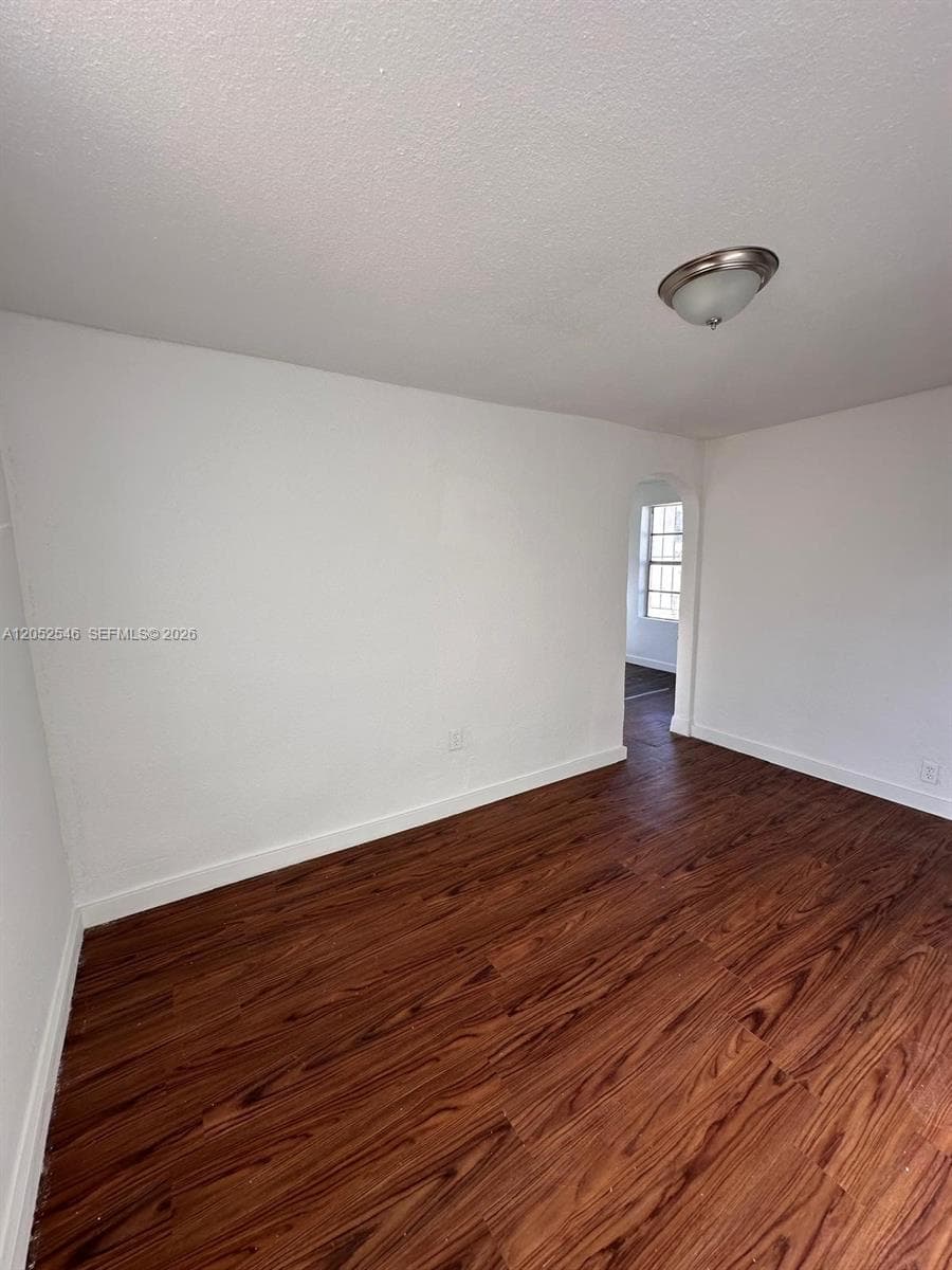 3660 NW 20th Ave # 4, Miami, FL 33142 photo 2