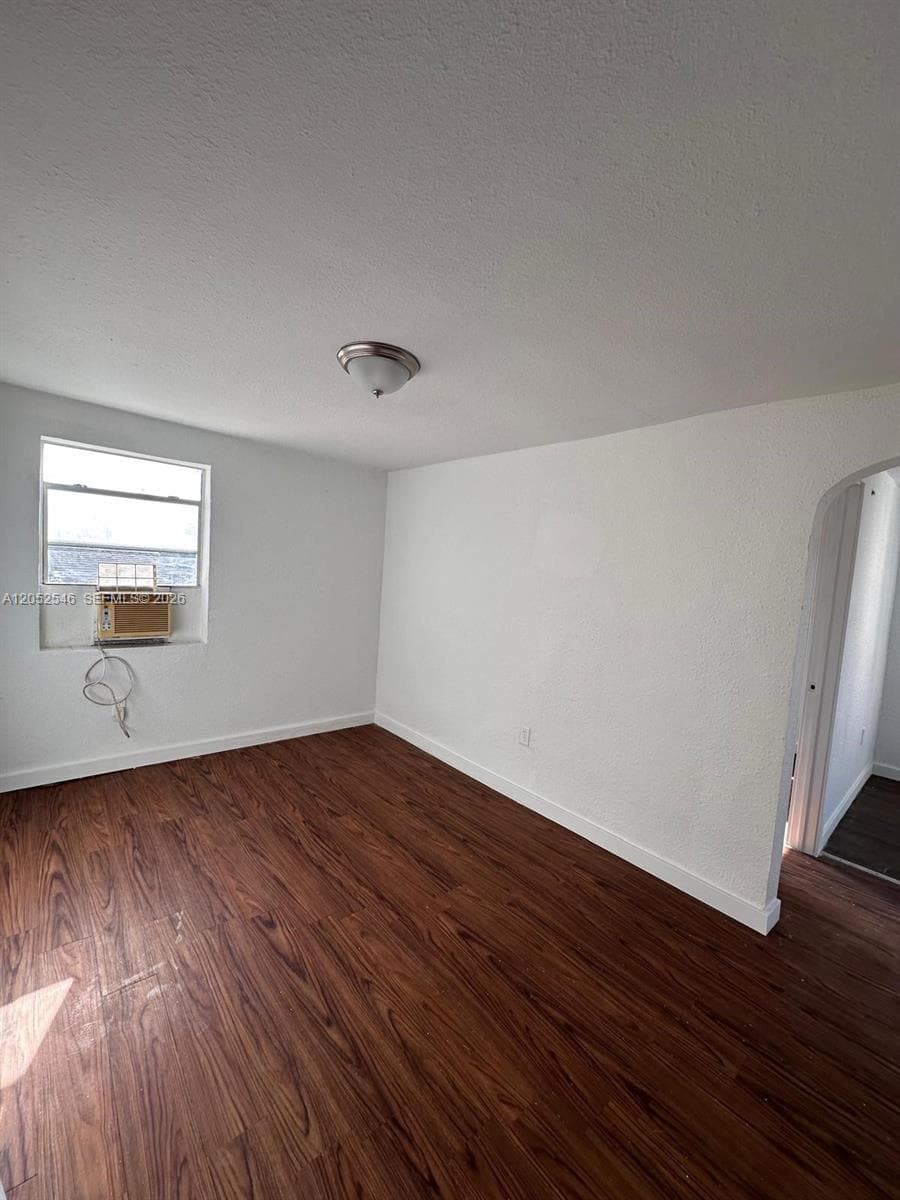 3660 NW 20th Ave # 4, Miami, FL 33142 photo 4