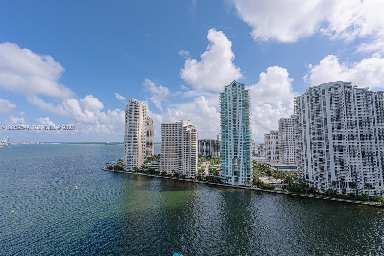 325 S Biscayne Blvd # 2119, Miami, FL 33131 photo 3