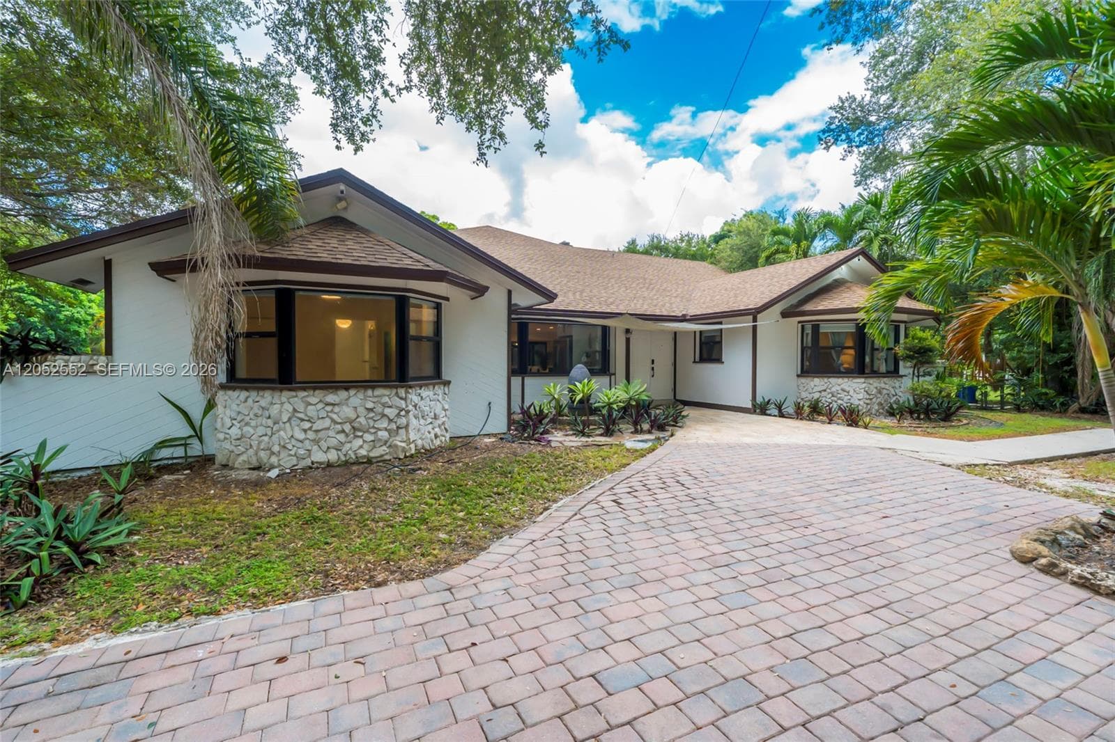 18180 SW 66th St, Southwest Ranches, FL 33331
