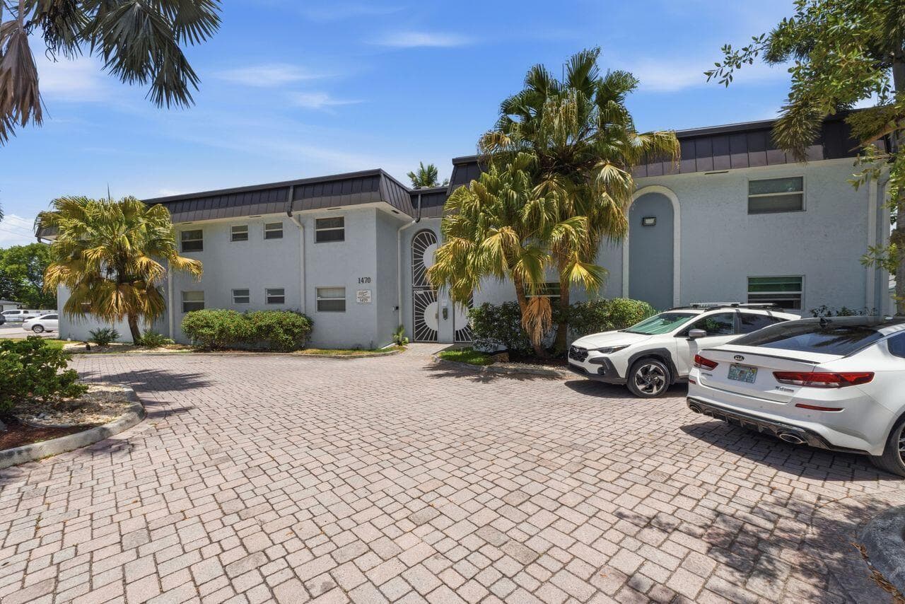1470 N Dixie Highway # 43, Fort Lauderdale, FL 33304 photo 2