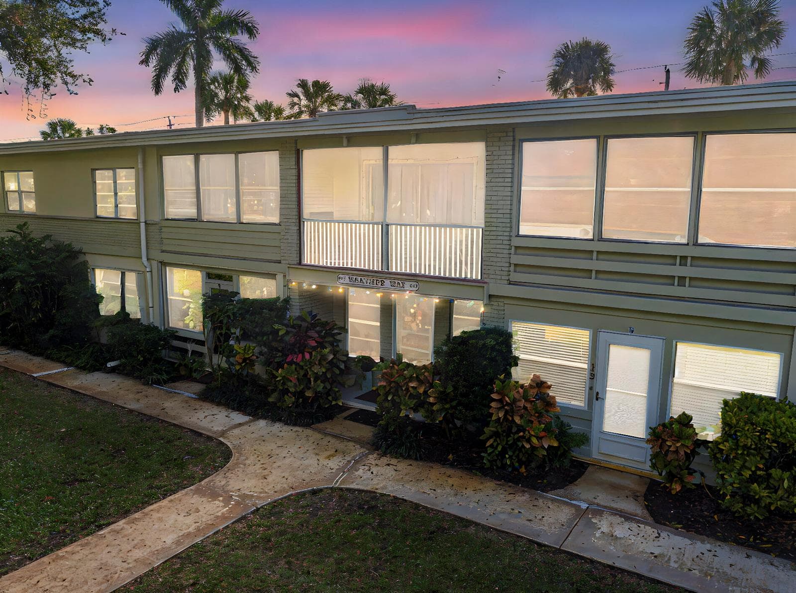 677 ROYAL PALM Boulevard # 12, Vero Beach, FL 32960