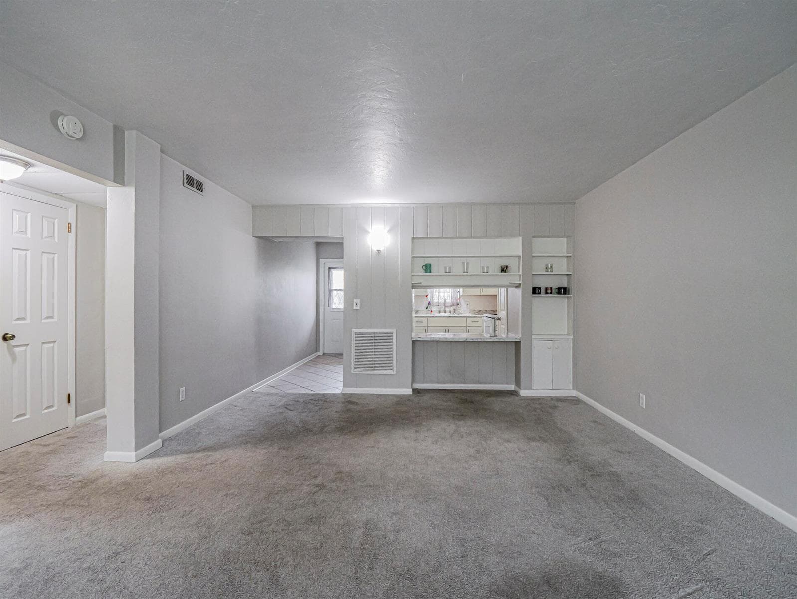 677 ROYAL PALM Boulevard # 12, Vero Beach, FL 32960 photo 5