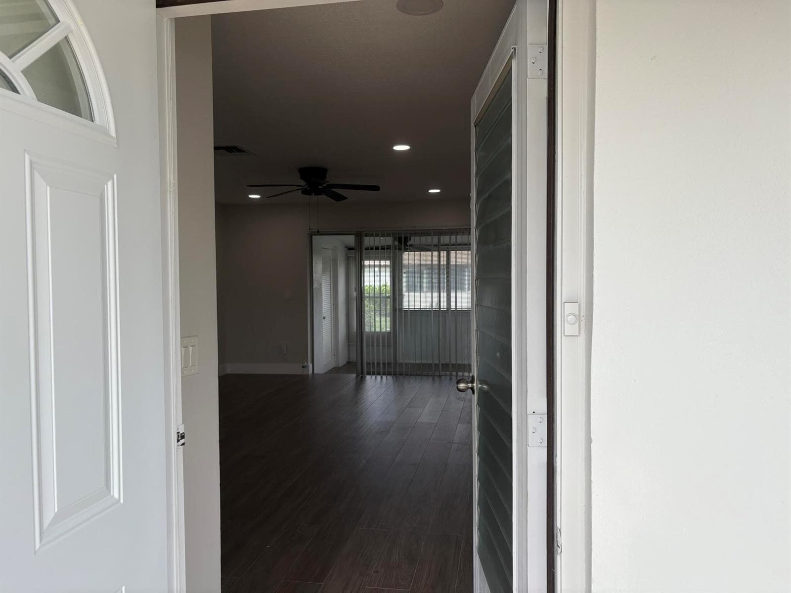 2930 CROSLEY Drive E # J, West Palm Beach, FL 33415 photo 3