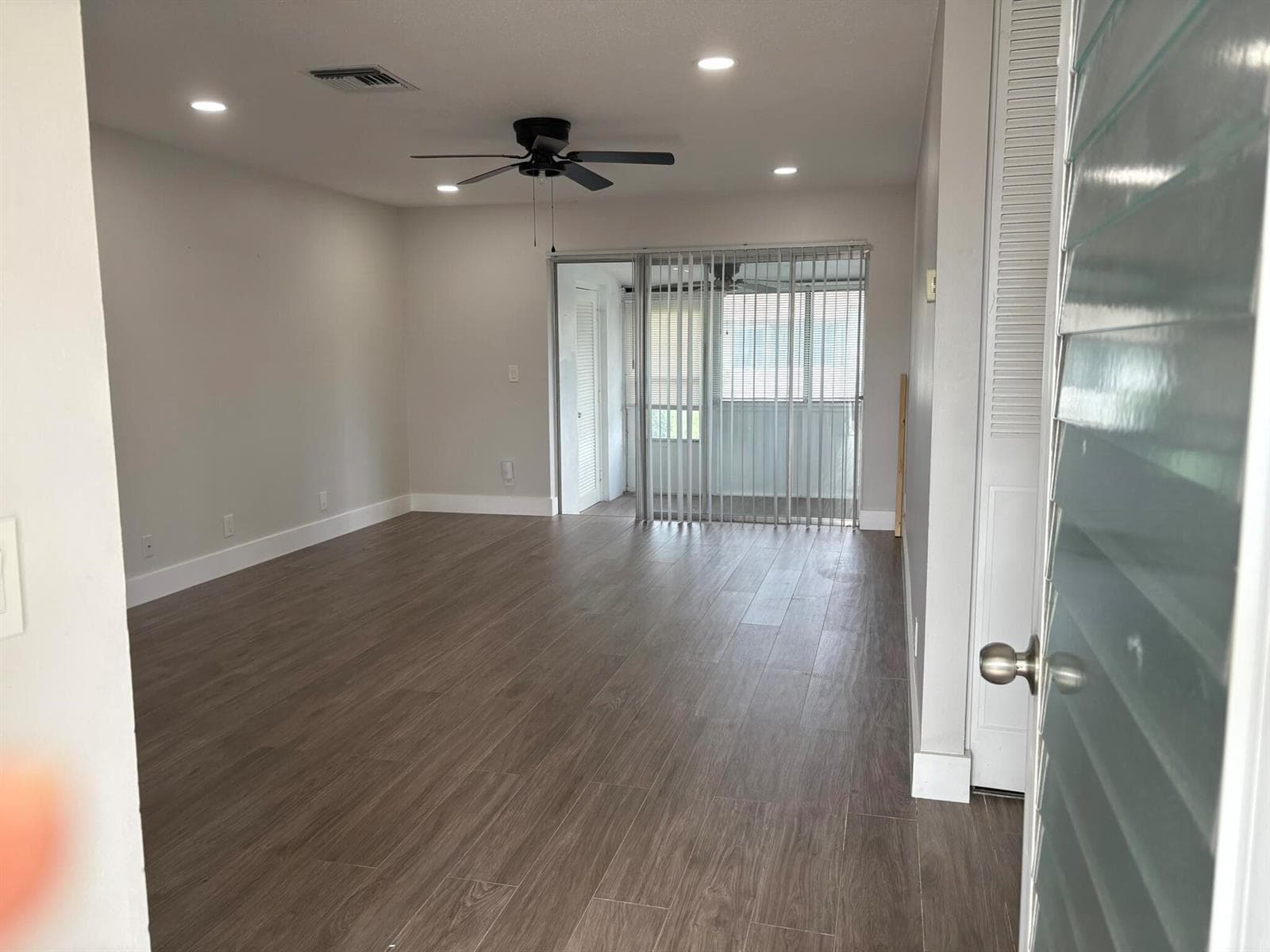 2930 CROSLEY Drive E # J, West Palm Beach, FL 33415 photo 4