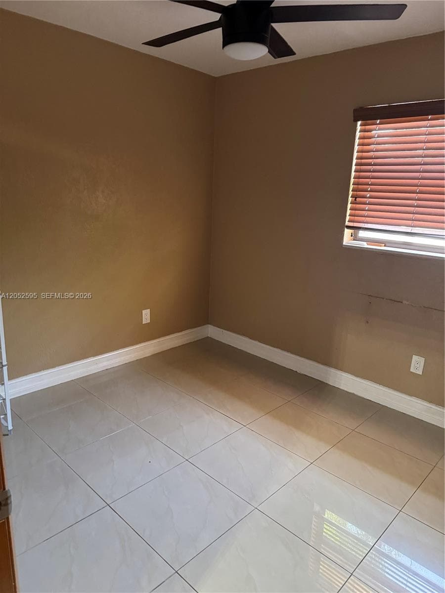 8240 NW 181st St # 1, Hialeah, FL 33015 photo 5