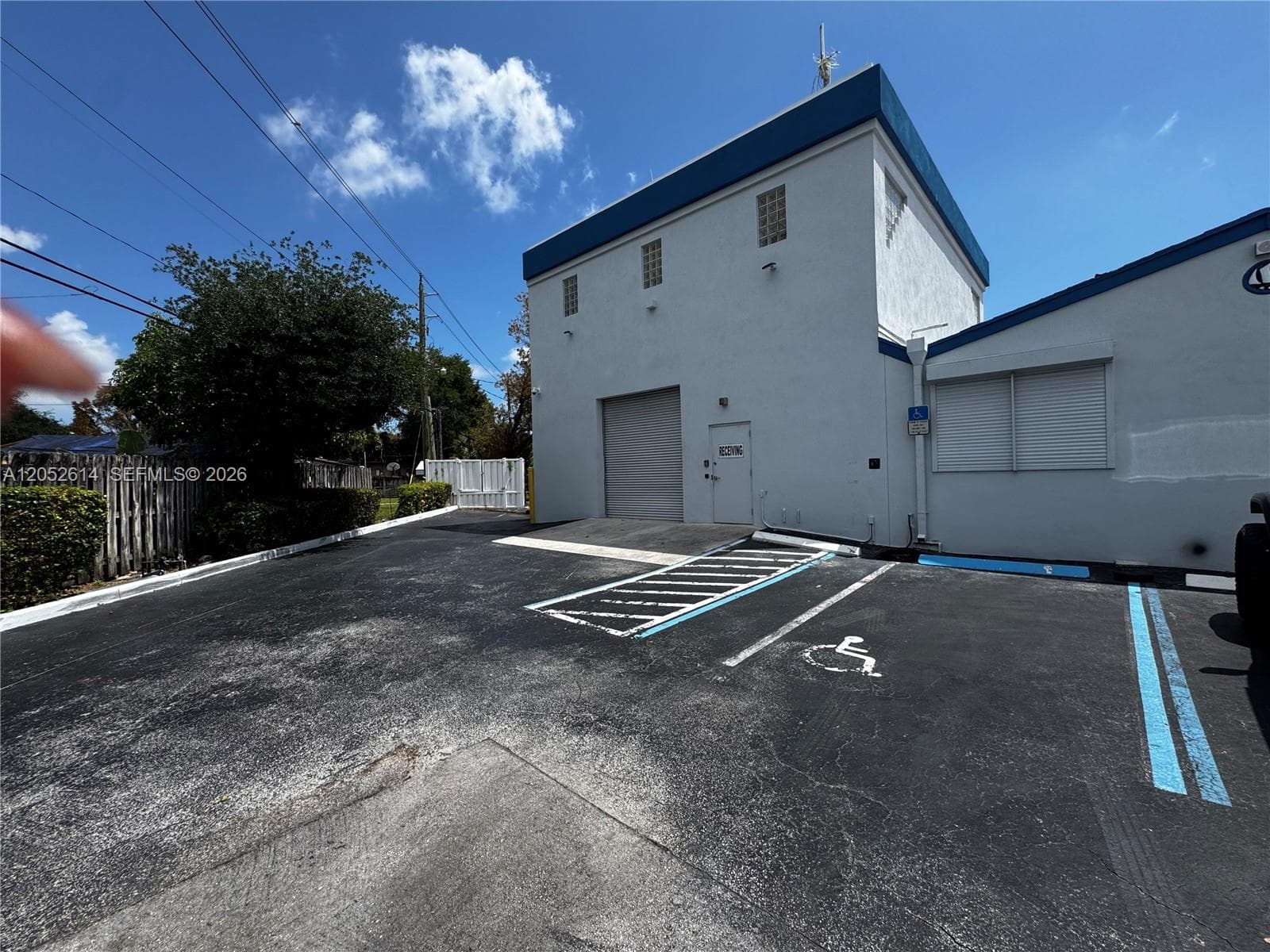 6151 Pembroke Rd, Hollywood, FL 33023