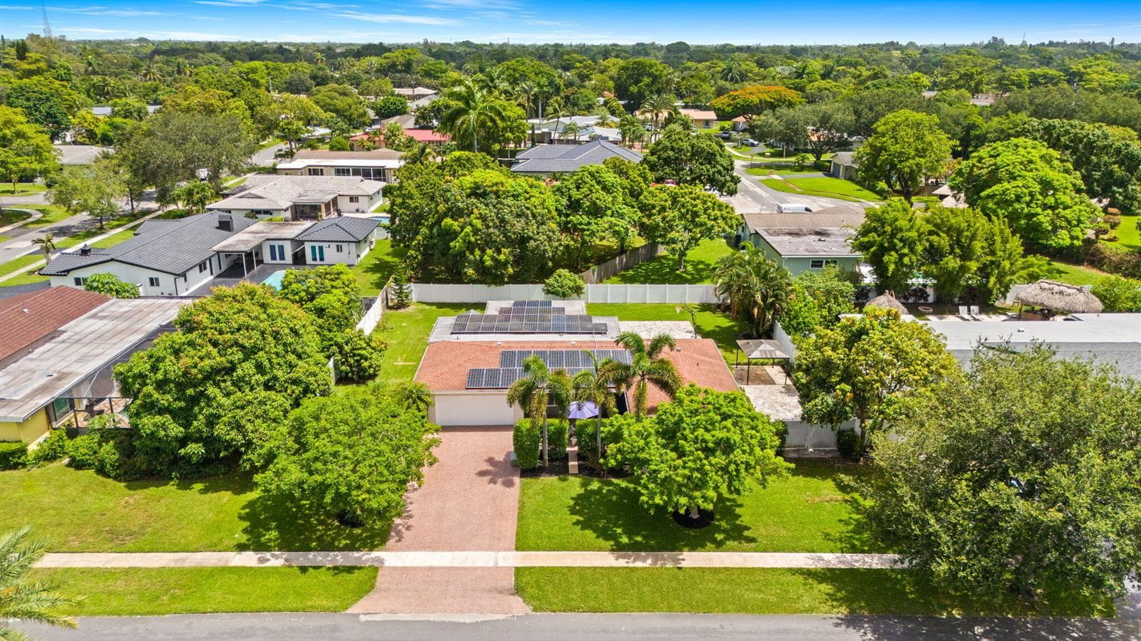 6131 SW 8th Street, Plantation, FL 33317 photo 3