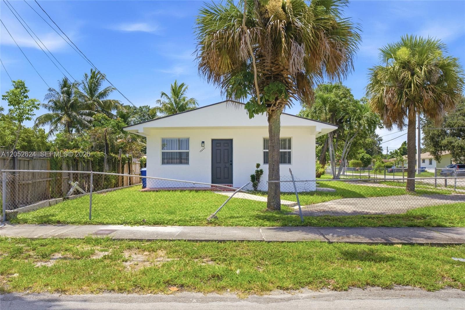 10841 NW 8th Ave, Miami, FL 33168 photo 2