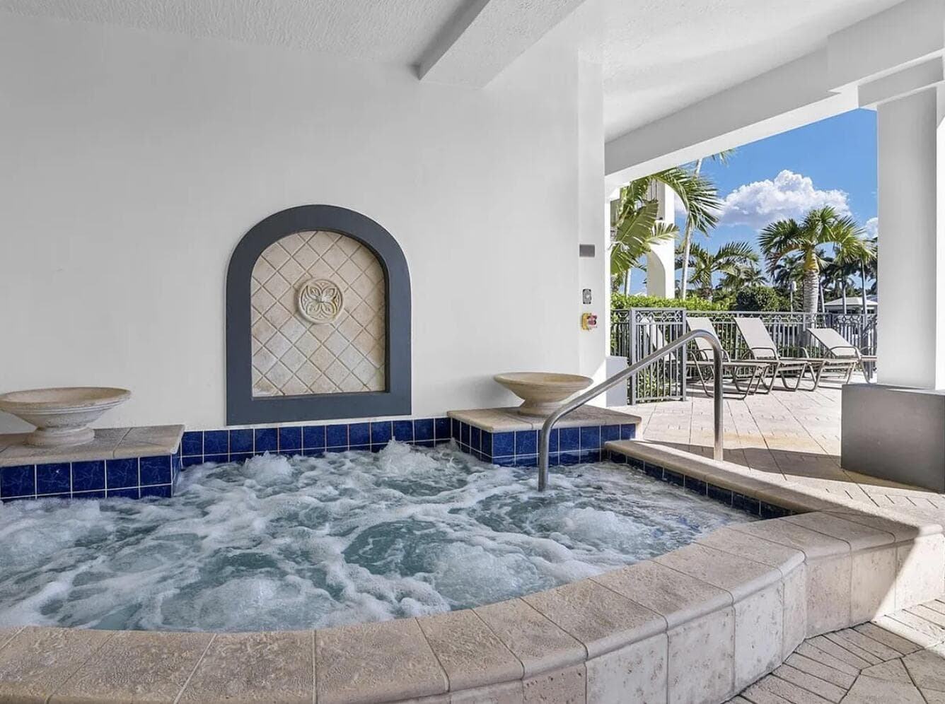 3042 WATERSIDE Circle, Boynton Beach, FL 33435 photo 2