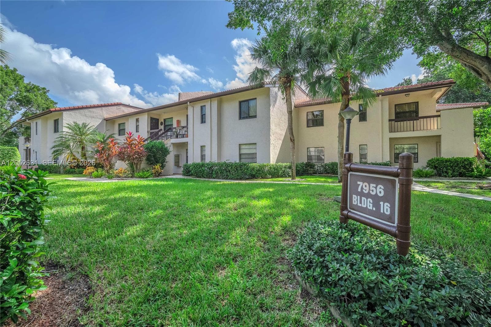7956 Eastlake Dr # F, Boca Raton, FL 33433 photo 4