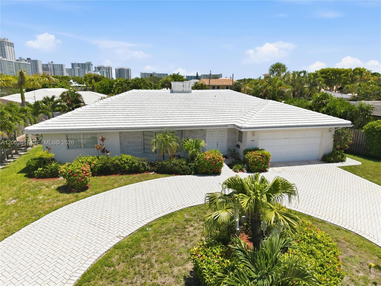 8 Castle Harbor Is, Fort Lauderdale, FL 33308 photo 2