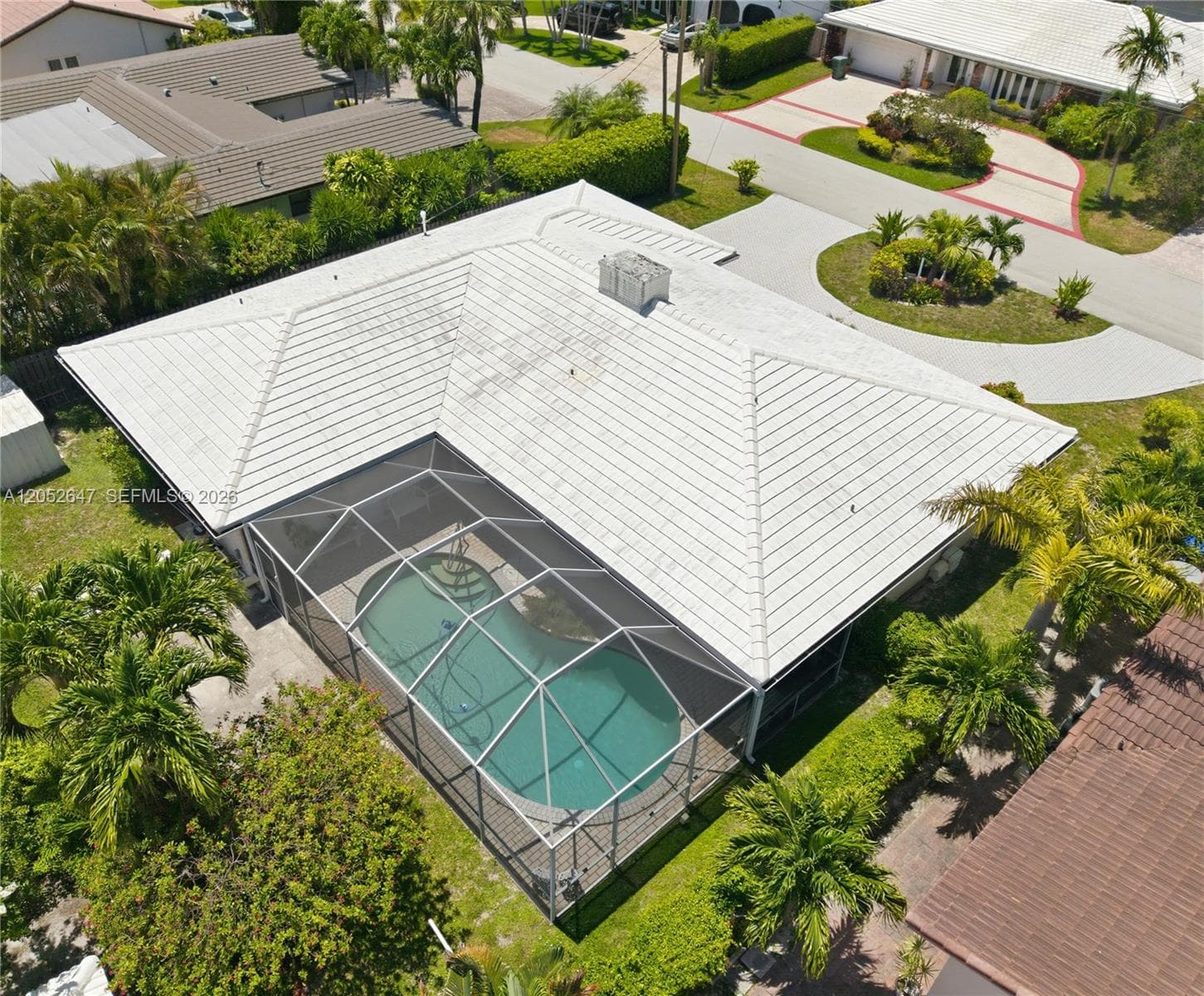 8 Castle Harbor Is, Fort Lauderdale, FL 33308 photo 3