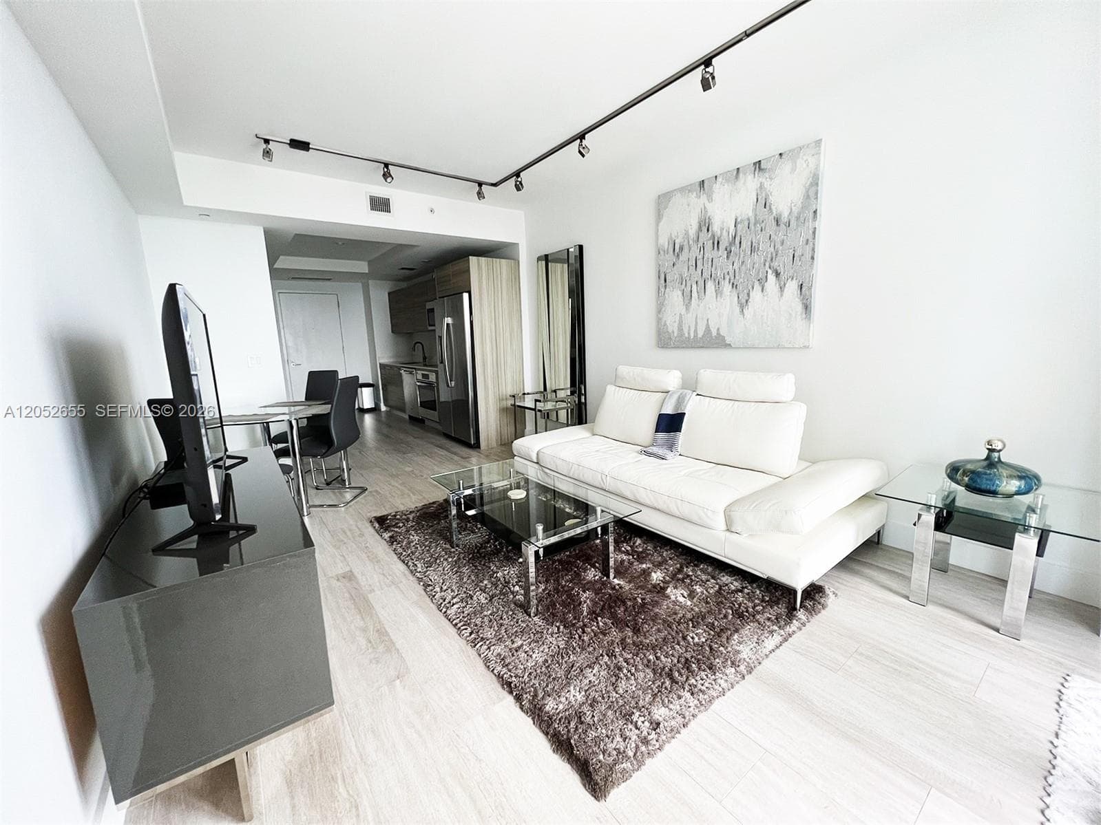 121 NE 34th St # 2603, Miami, FL 33137 photo 2
