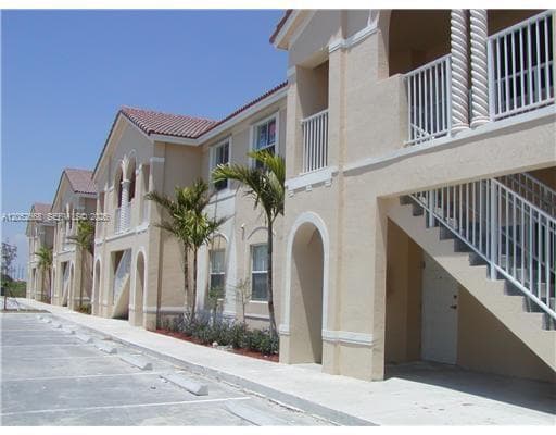 2925 SE 16th Ave # 102, Homestead, FL 33035 photo 3