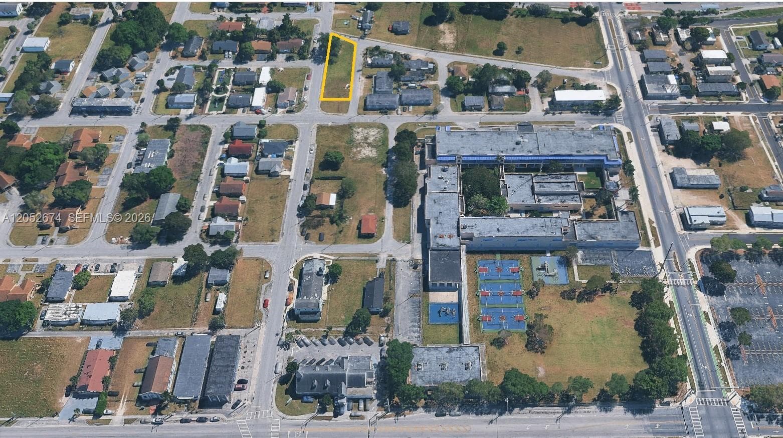 321 SW 6 street, Homestead, FL 33030 photo 2