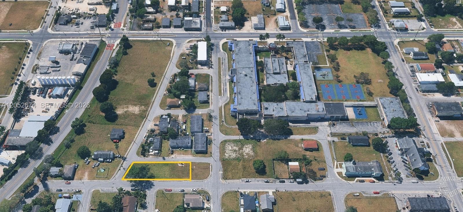 321 SW 6 street, Homestead, FL 33030 photo 4