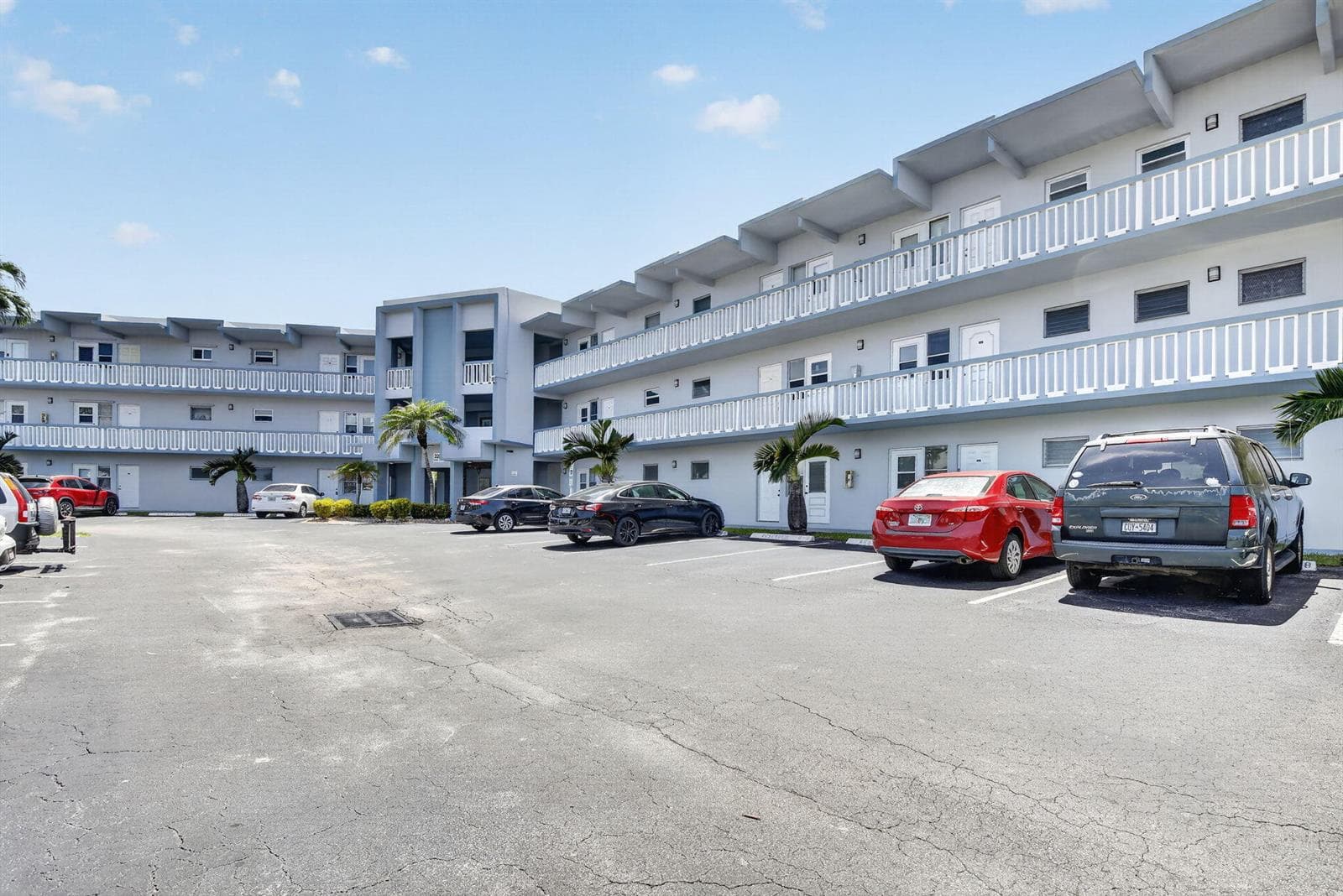 2200 PARK Lane # 208, Hollywood, FL 33021 photo 3